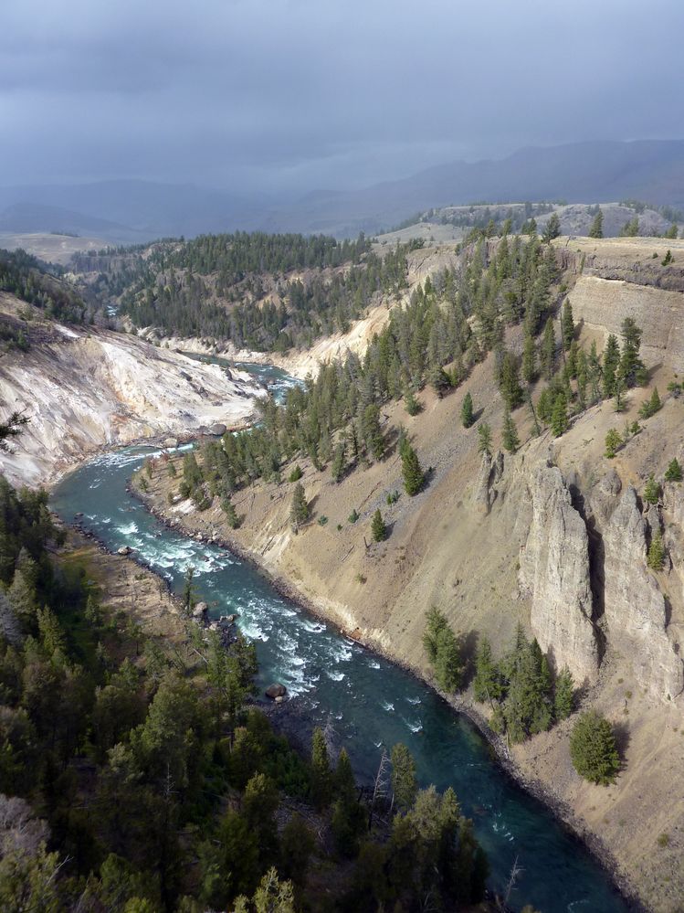 Yellowstone Tower Roosevelt (46).JPG